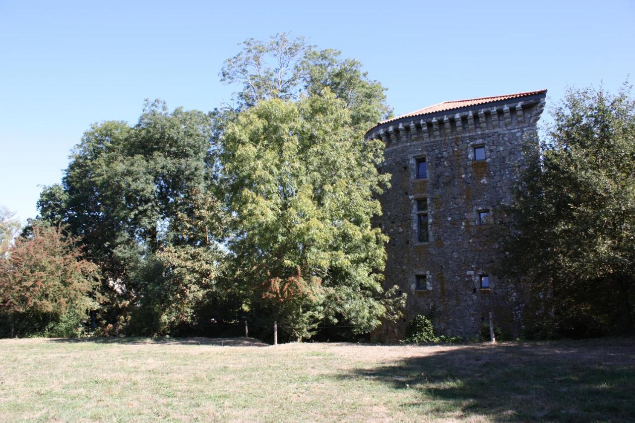 Bocage Belle Histoire Bed and Breakfast Moutiers-Sous-Chantemerle Buitenkant foto